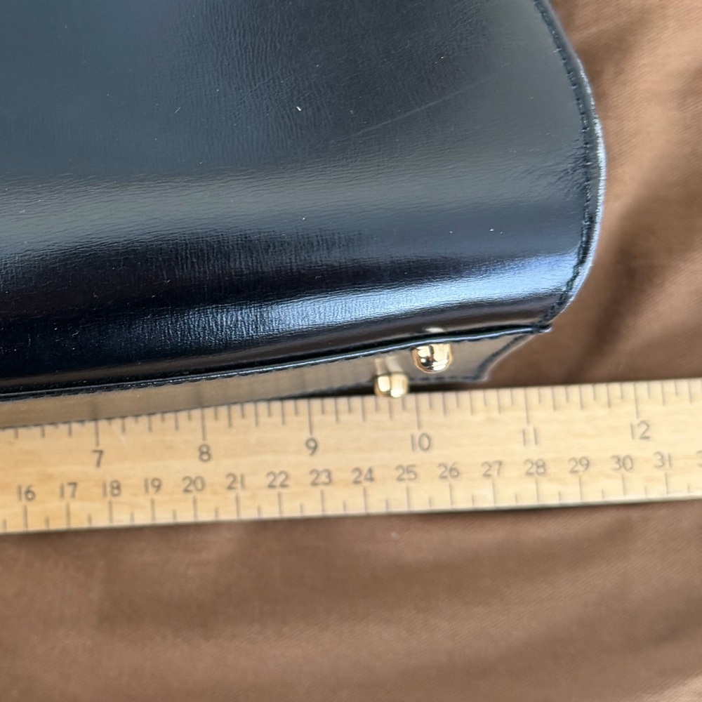 Gucci Black Leather Shoulder Bag - Picture 15 of 15